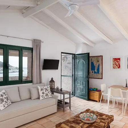 Apartment K Waterfront In Mani Agios Kiprianos