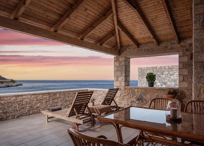 K Waterfront In Mani