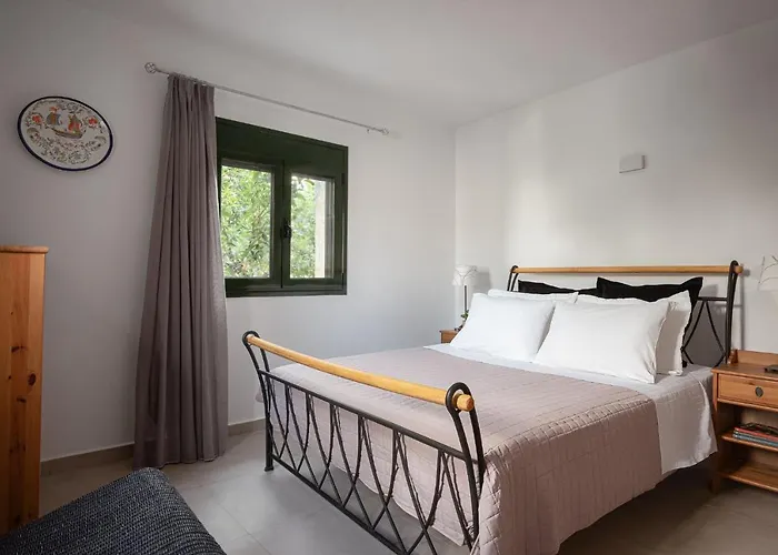 K Waterfront In Mani