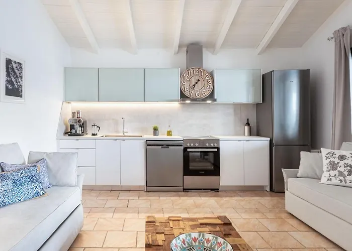 Lejlighed K Waterfront In Mani